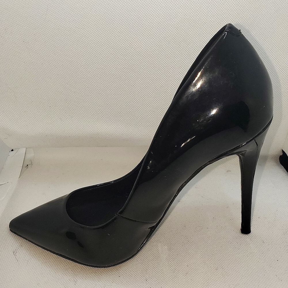 Aldo Black Pointed Toe Pumps